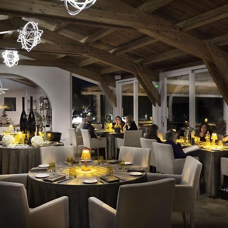 Hotel Li Neuli Country Club à San Pantaleo Extérieur photo