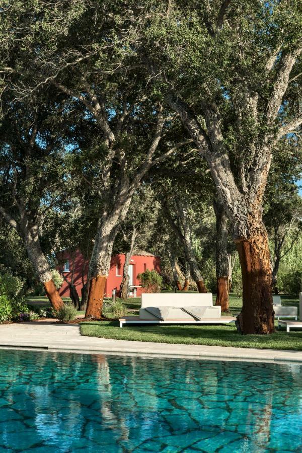 Hotel Li Neuli Country Club à San Pantaleo Extérieur photo